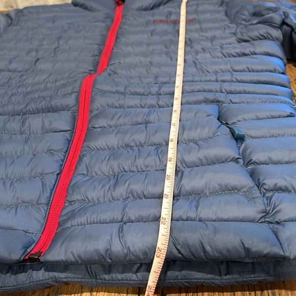 MARMOT blue puffer size  S - Picture 9 of 11